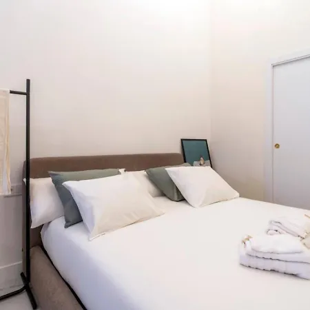 03 - Les Artes Apartment *